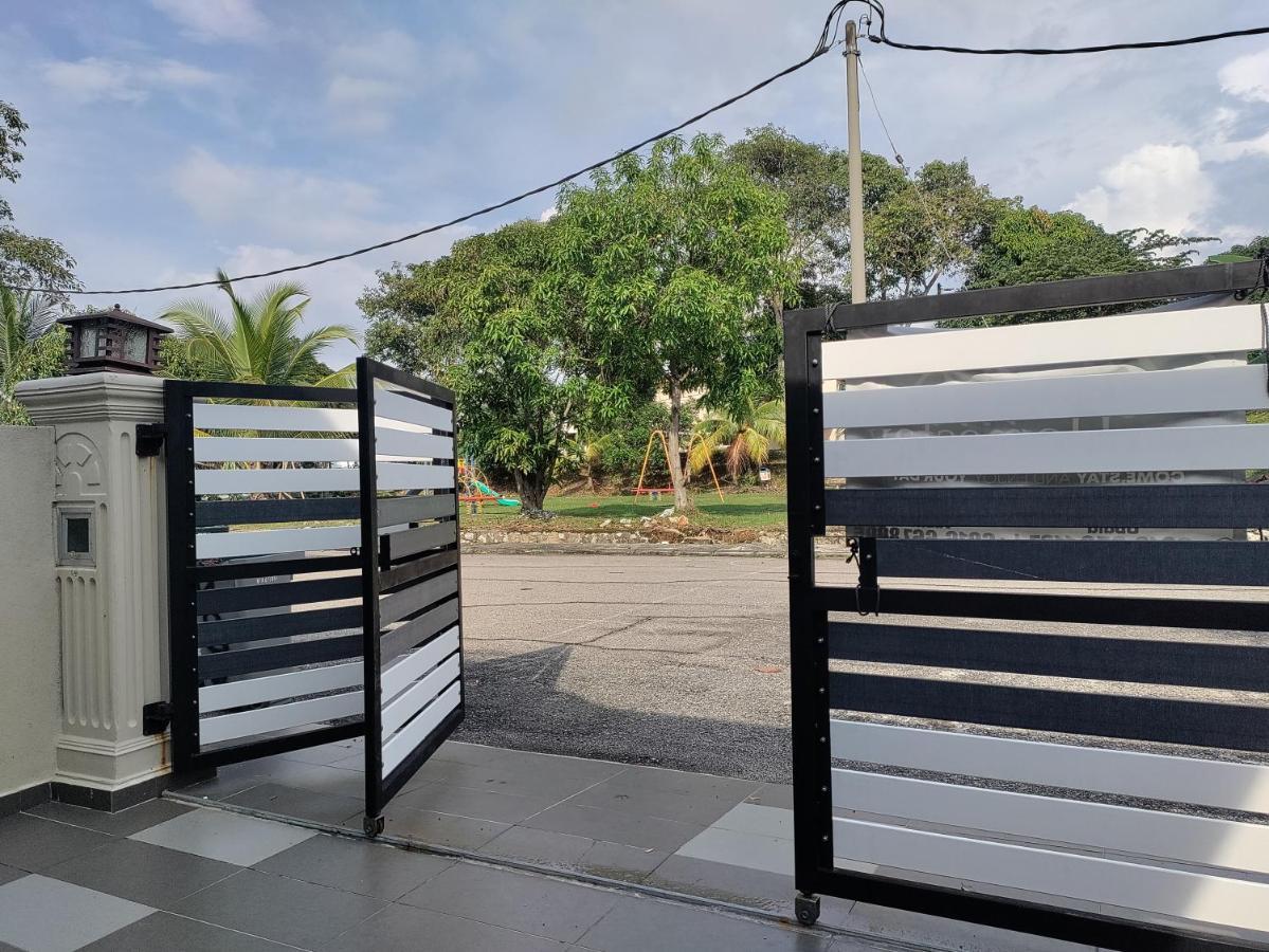 Ubaid Homestay Seremban Esterno foto