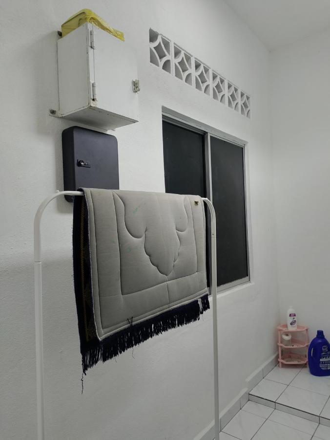 Ubaid Homestay Seremban Esterno foto