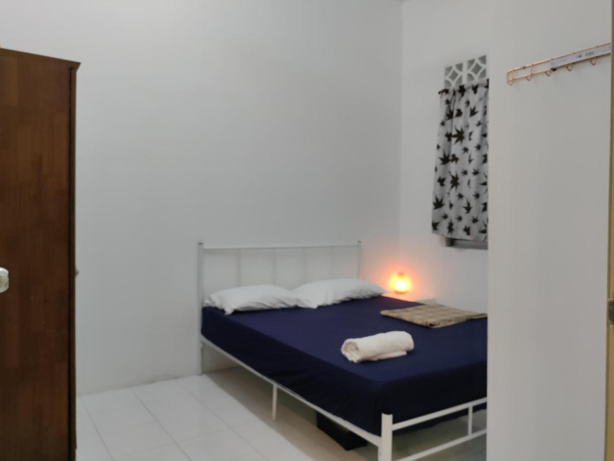 Ubaid Homestay Seremban Esterno foto