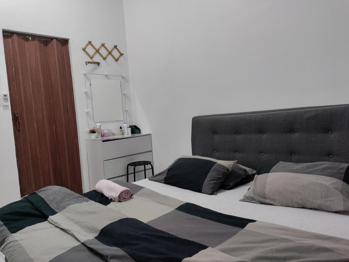 Ubaid Homestay Seremban Esterno foto