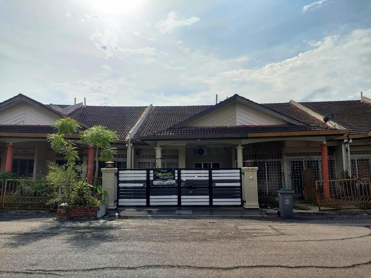 Ubaid Homestay Seremban Esterno foto